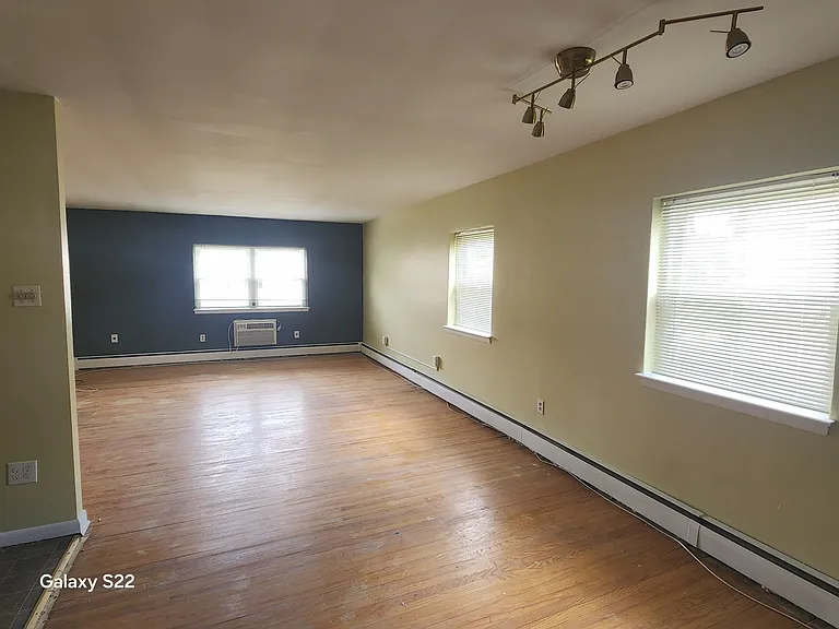 354 S Swarthmore Ave #B1 — Photo 9