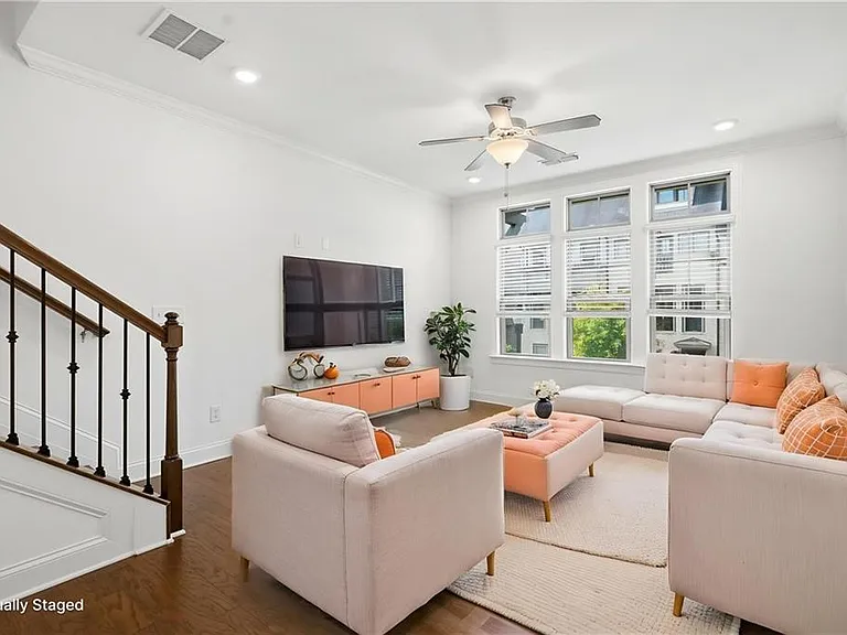 2438A Figaro Dr — Photo 9