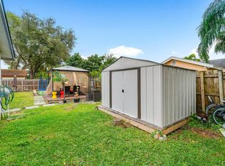 8550 NW 47th Ct, Lauderhill, FL 33351