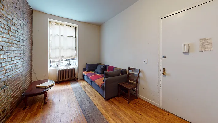 Rented by Bond New York | media 15