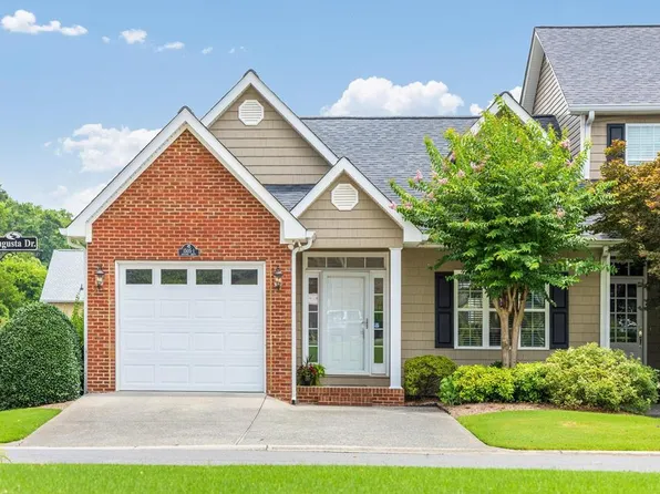 1505 Augusta Dr, Dalton, GA 30721