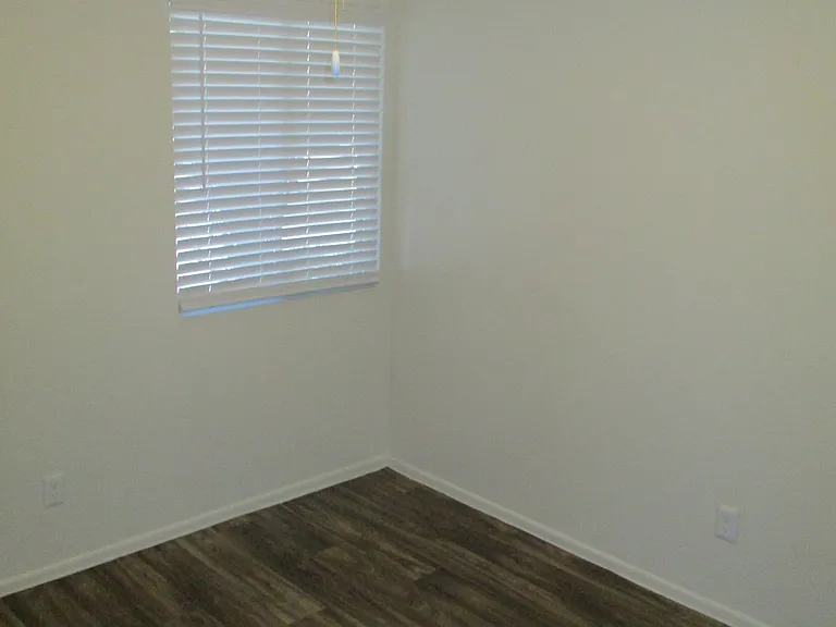 924 W Cinnabar Ave #917 — Photo 5