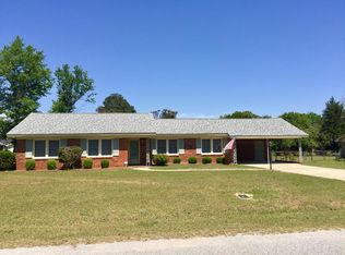 1856 Palomino Cir, Sumter, SC 29154