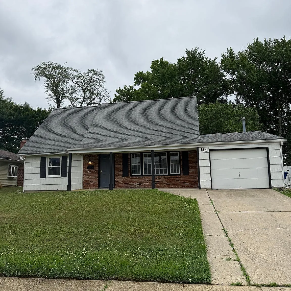 4 bed, 2.0 bath, 1573 sqft, $3,100 — Photo 2