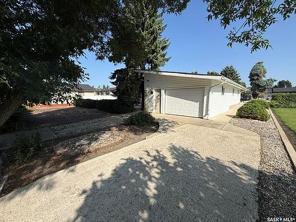 5th image of 346 Harvey STREET