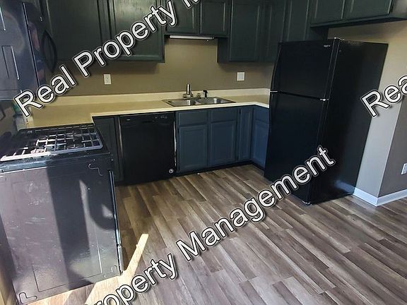 5th image of 7432 Whitcomb St #46310
