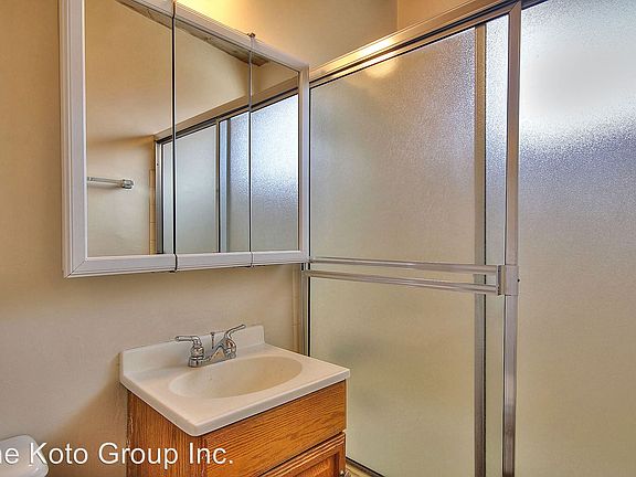 5th image of 1120 Laguna St APT 13