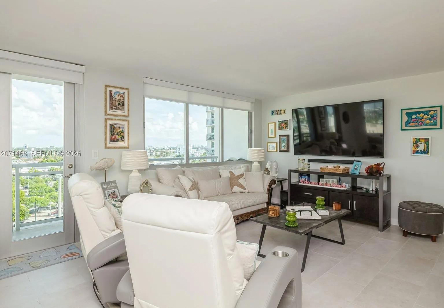 Burleigh House Condo — Photo 2