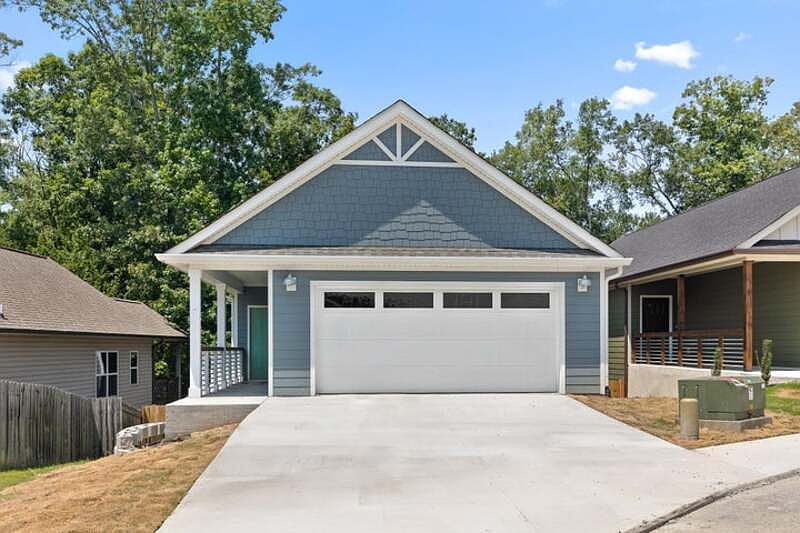 1st image of 6709 Petunia Ct
