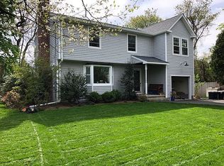 26 Bauer Pl, Westport, CT 06880