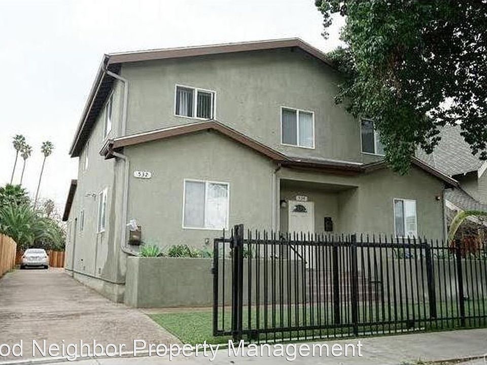 1st image of 532 W 45th St