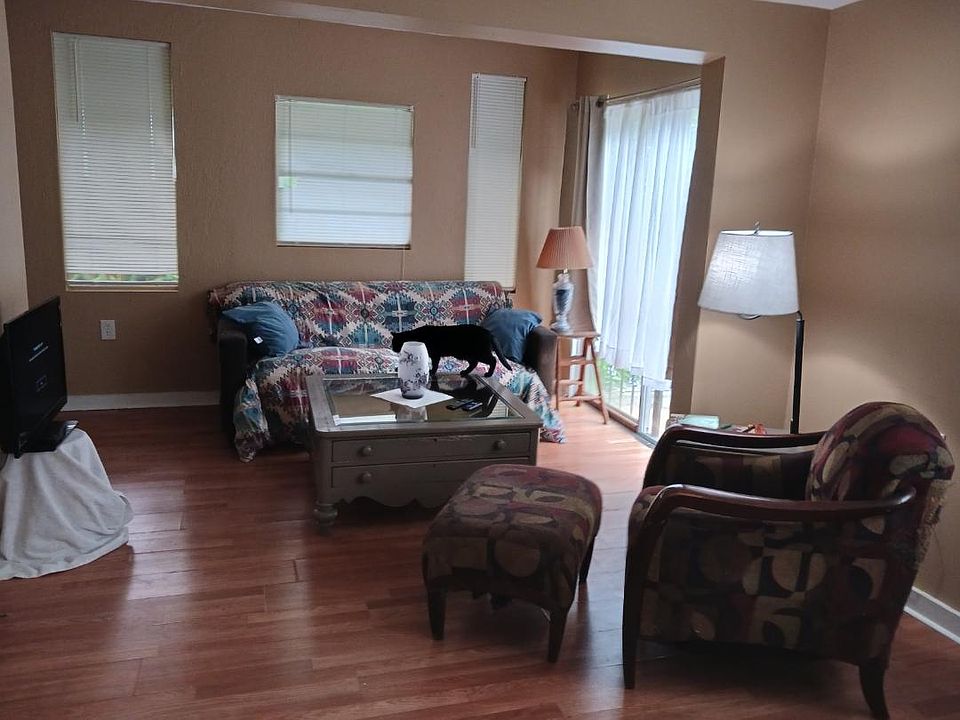 1st image of 622 6th Ave NE #B