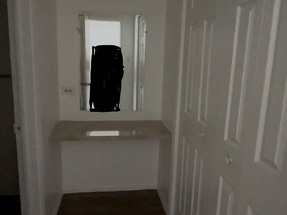 4th image of 1257 N Logan St #106