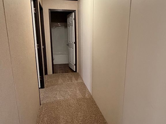 4th image of 180 Parker Lake Dr #180A