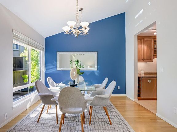 4th image of 2040 W Middlefield Rd APT 20
