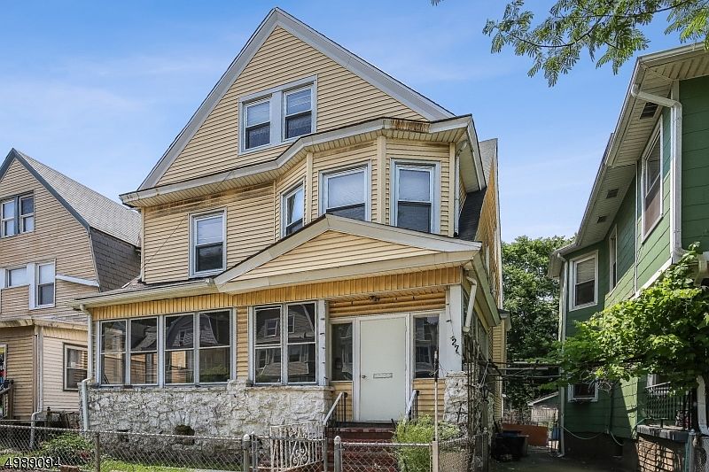 1st image of 27 N 17th St
