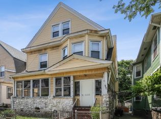 27 N 17th St, East Orange, NJ 07017
