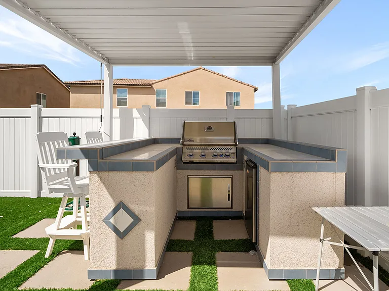 2394 Crater Ave — Photo 29