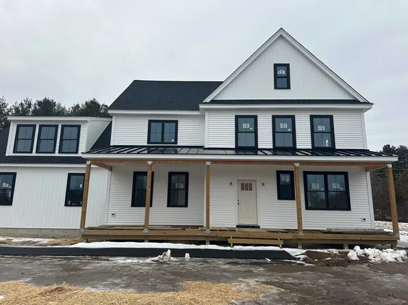 253 Amesbury Road, Kensington, NH 03833