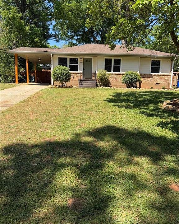1st image of 3260 Beech Dr