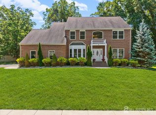 7 Rupprecht Rd, North Brunswick, NJ 08902