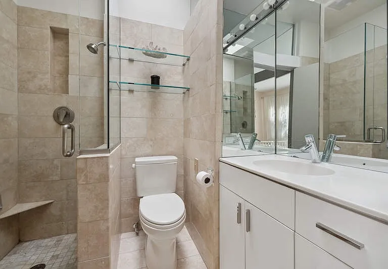 509 W Grant Pl — Photo 18