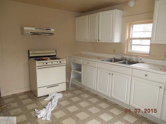 2nd image of 1712 1/2 New York Ave