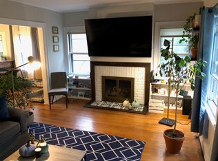 98 Lancaster Rd FLOOR 2, West Hartford, CT 06119