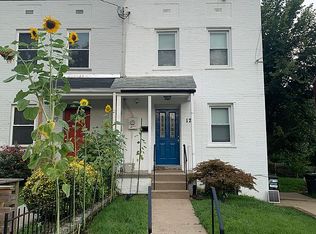 127 49th St SE, Washington, DC 20019