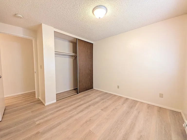 Chelsea Manor Apartments — Photo 39