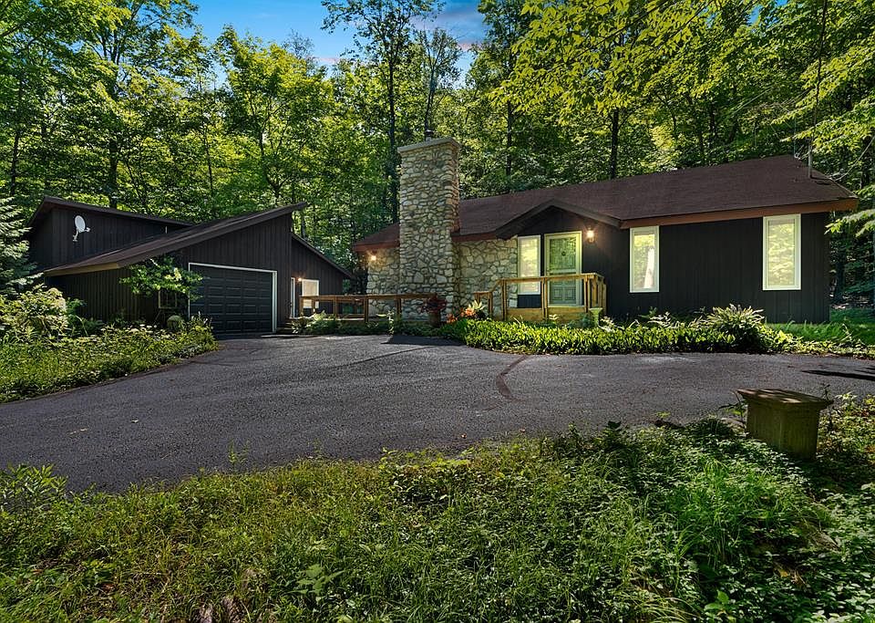 1st image of 5049 Alpen Ln