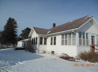 590 Harrison St, Lewiston, MN 55952
