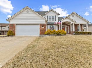 1816 Canyon Creek Dr, Lafayette, IN 47909