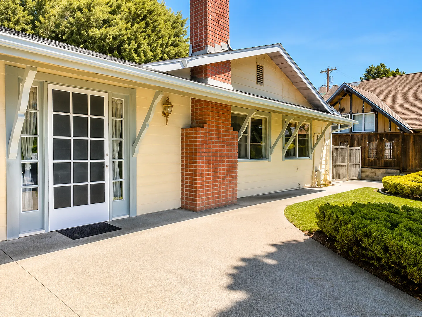 Move-In Ready Mountain Retreat with Garage Near Frazier Park & Los Padres Forest — Photo 1