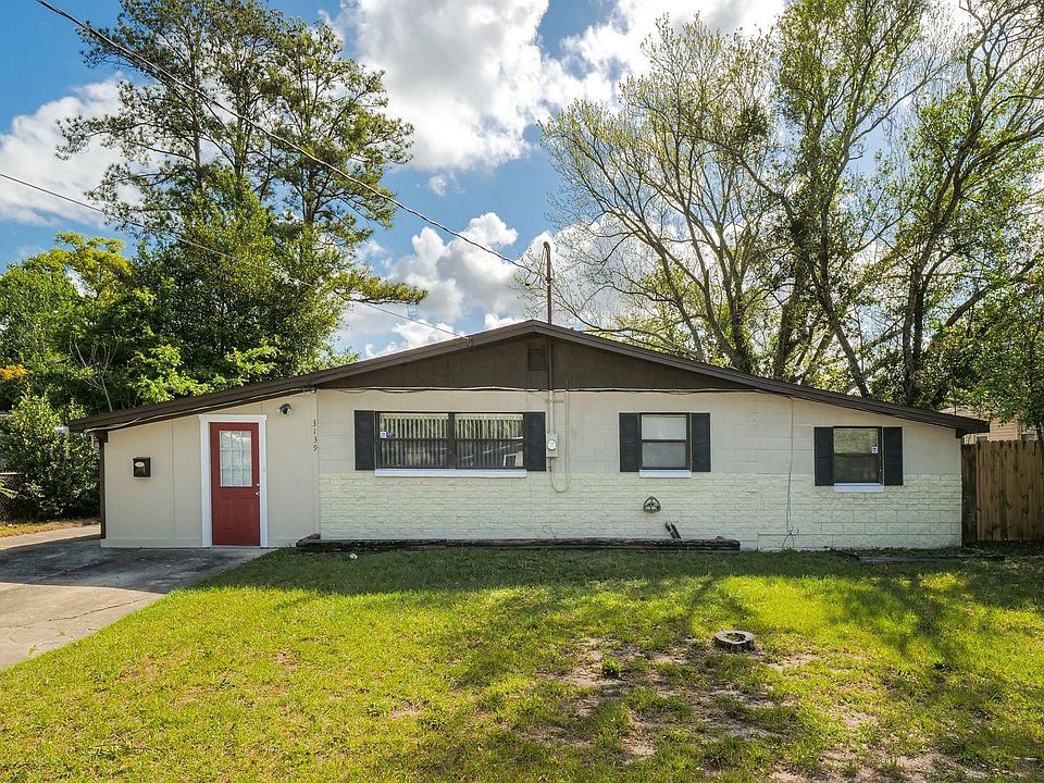 1st image of 3139 Red Oak Dr