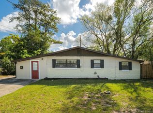 3139 Red Oak Dr, Jacksonville, FL 32277