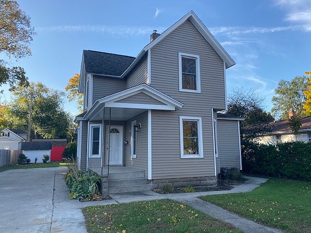 1st image of 136 W Main Ave #136