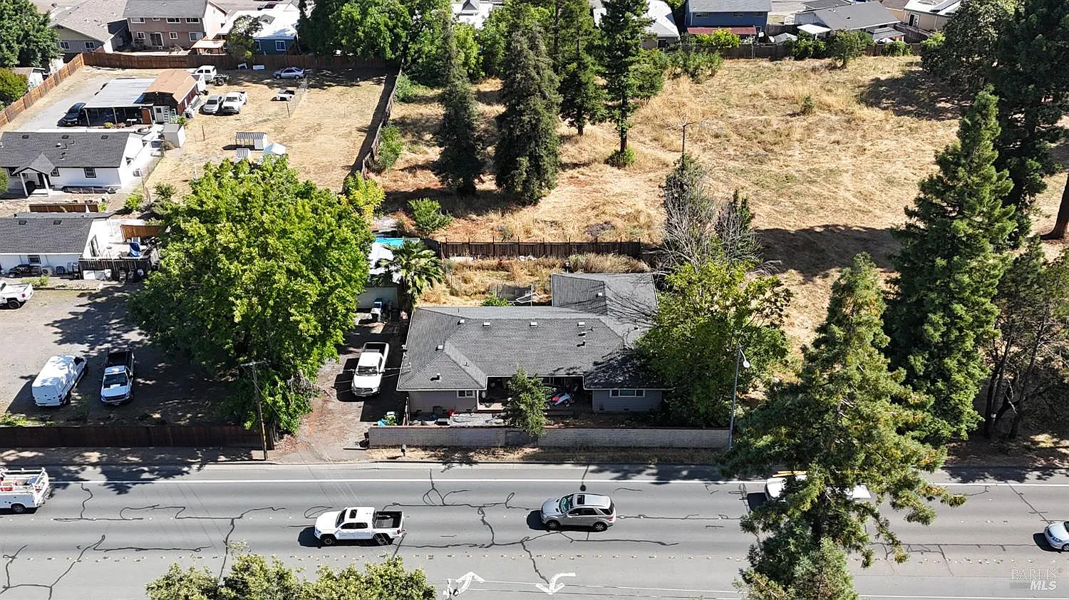 1740 Guerneville Road - Photo 2