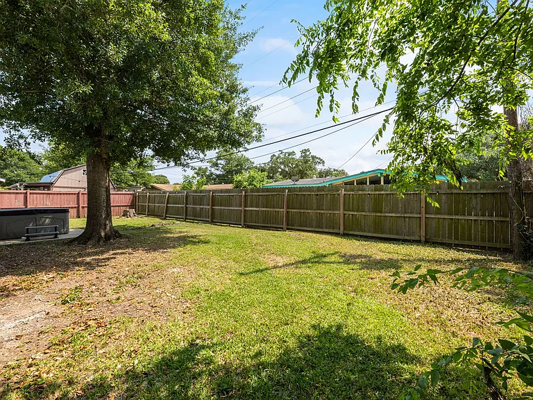 4203 Philmont Ave — Photo 13