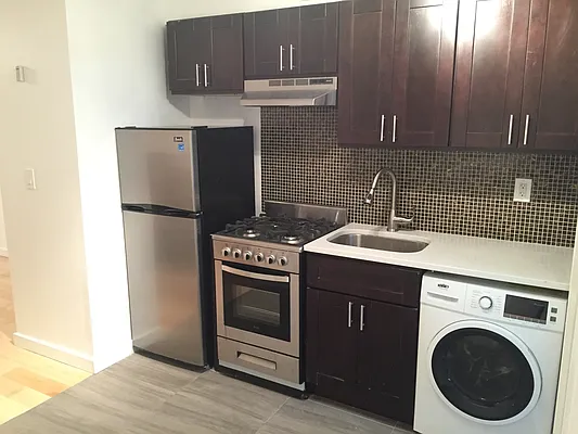 Rented by Mirador Real Estate | media 6