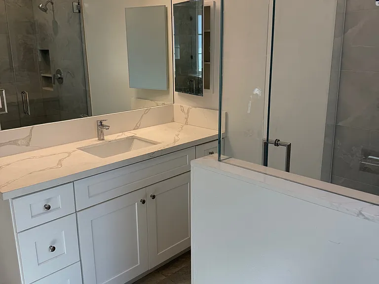 1216 E Glenoaks Blvd #1 — Photo 9