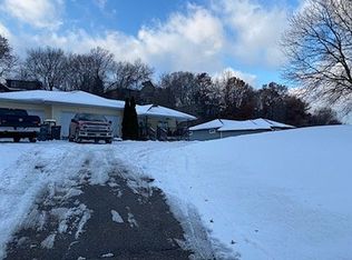 6839 Rowland Rd, Eden Prairie, MN 55344