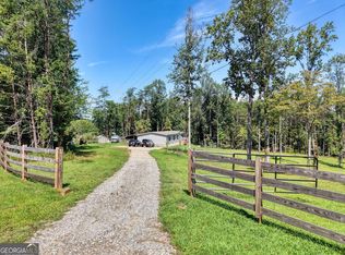 9656 Phillips Rd, Young Harris, GA 30582