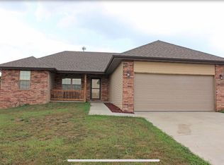 2848 W Setting Sun Dr, Springfield, MO 65807