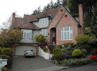 18483 Ray Ridge Dr, Lake Oswego, OR 97034