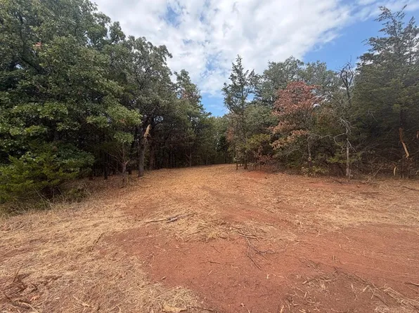 (undisclosed Address), Luther, OK 73054