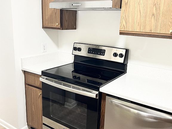 5th image of 3866 Osprey Cir #D