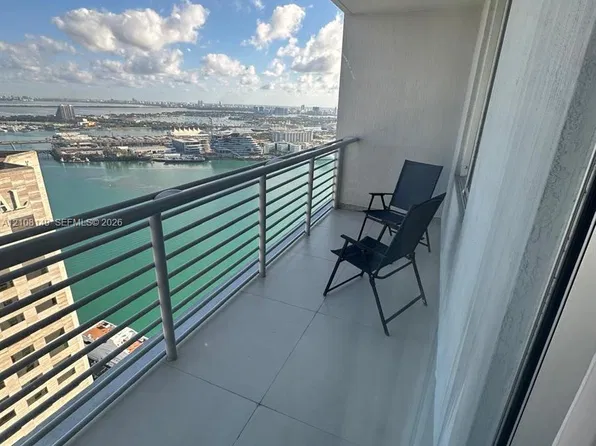 335 S Biscayne Blvd, Miami, FL