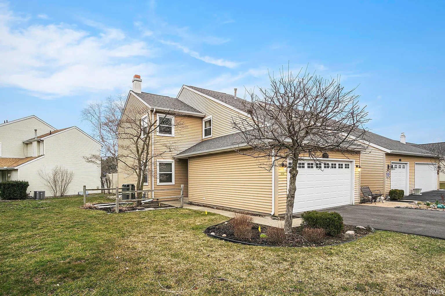 1014 Wheatstone Dr photo 1