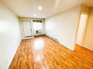 6727 Exeter St APT 1, Forest Hills, NY 11375